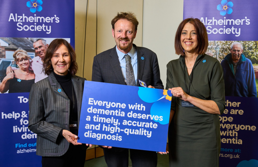 Derek Thomas MP named Dementia Research Champion during World Alzheimer’s Month